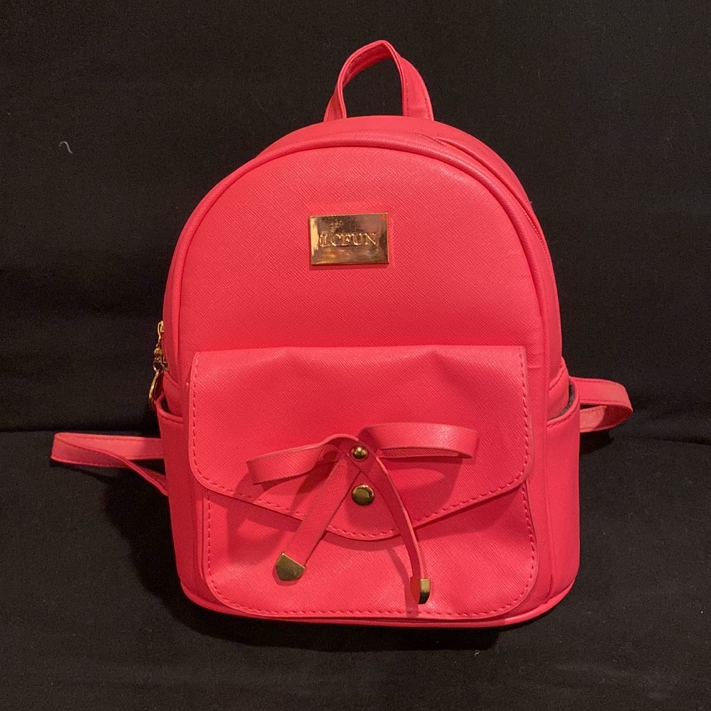 Pink mini backpack with bow